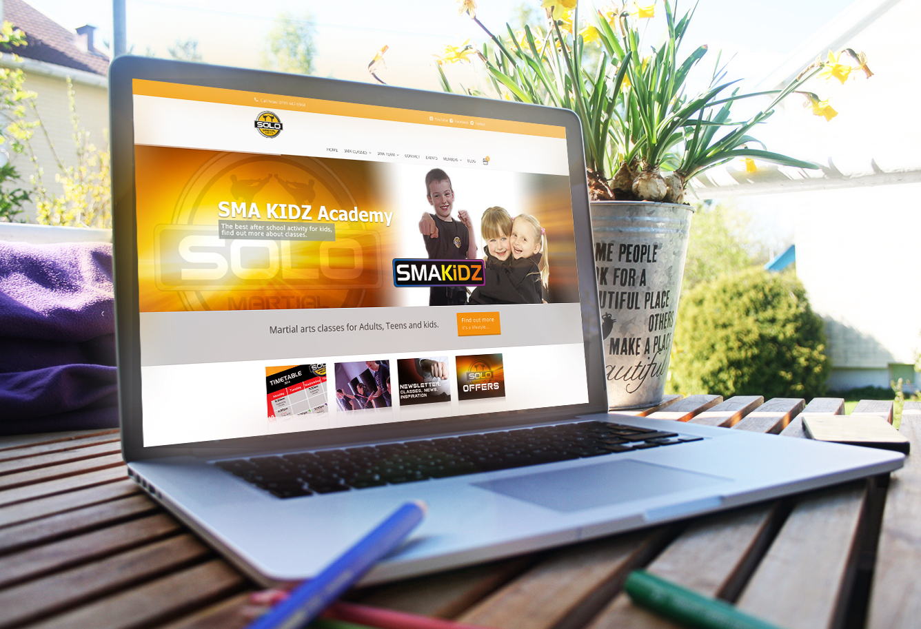 mac-on-table-sma ecommerce web design